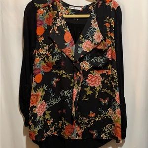 FEMME BY TRESICS. Top SZ L Black/orange floral